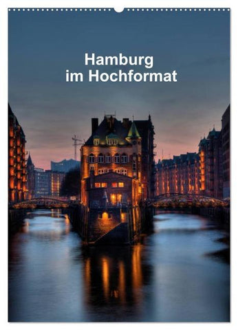 Hamburg im Hochformat (Wandkalender 2026 DIN A2 hoch), CALVENDO Monatskalender