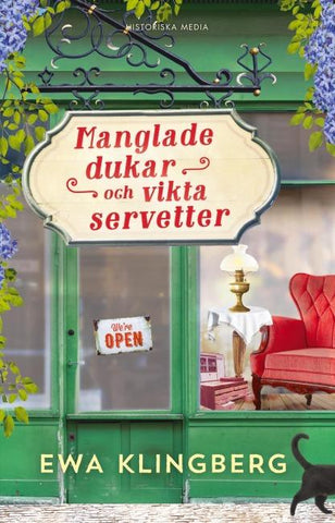 Manglade dukar och vikta servetter