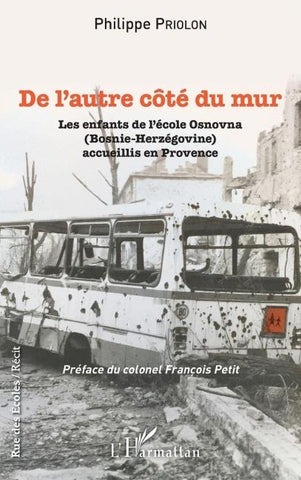 De l'autre côté du mur