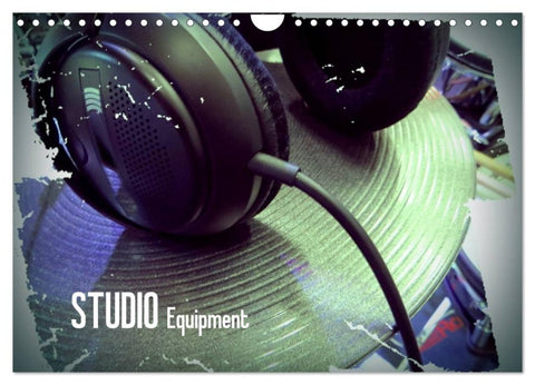 STUDIO Equipment (Wandkalender 2027 DIN A4 quer), CALVENDO Monatskalender