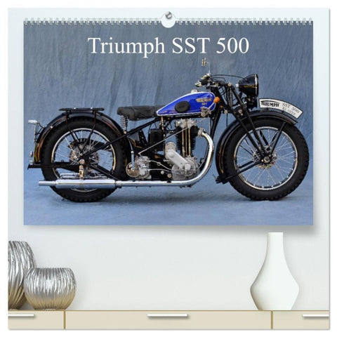 Triumph SST 500 (hochwertiger Premium Wandkalender 2026 DIN A2 quer), Kunstdruck in Hochglanz