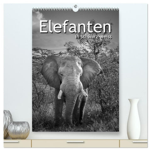 Elefanten in schwarz-weiss (hochwertiger Premium Wandkalender 2026 DIN A2 hoch), Kunstdruck in Hochglanz