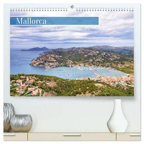 Mallorca - einzigartige Luftbildaufnahmen (hochwertiger Premium Wandkalender 2026 DIN A2 quer), Kunstdruck in Hochglanz