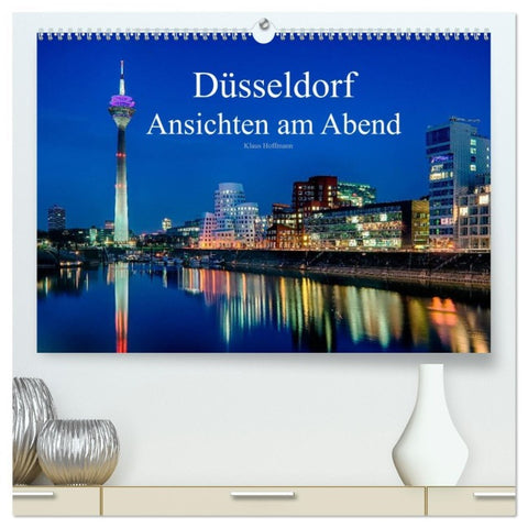 Düsseldorf - Ansichten am Abend (hochwertiger Premium Wandkalender 2026 DIN A2 quer), Kunstdruck in Hochglanz