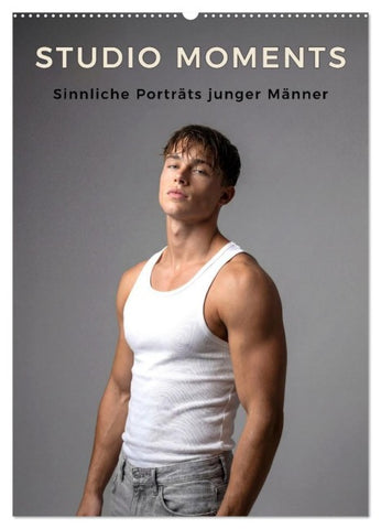 Studio Moments - Sinnliche Porträts junger Männer (Wandkalender 2027 DIN A2 hoch), CALVENDO Monatskalender