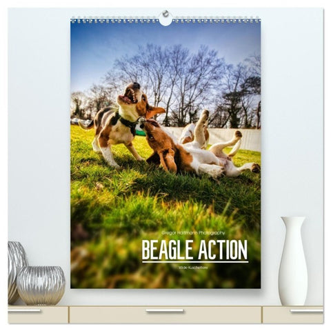 Beagle Action - Wilde Kuscheltiere (hochwertiger Premium Wandkalender 2027 DIN A2 hoch), Kunstdruck in Hochglanz