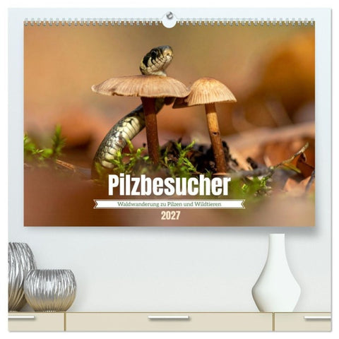 Pilzbesucher (hochwertiger Premium Wandkalender 2027 DIN A2 quer), Kunstdruck in Hochglanz