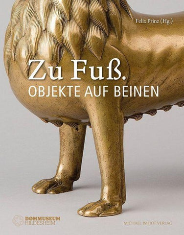 Zu Fuß. Objekte auf Beinen