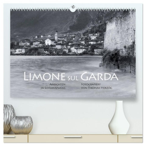 Limone sul Garda schwarzweiß (hochwertiger Premium Wandkalender 2027 DIN A2 quer), Kunstdruck in Hochglanz