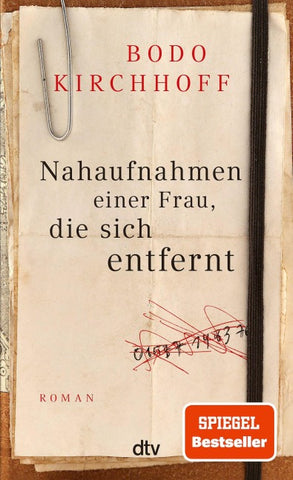 Nahaufnahmen einer Frau, die sich entfernt