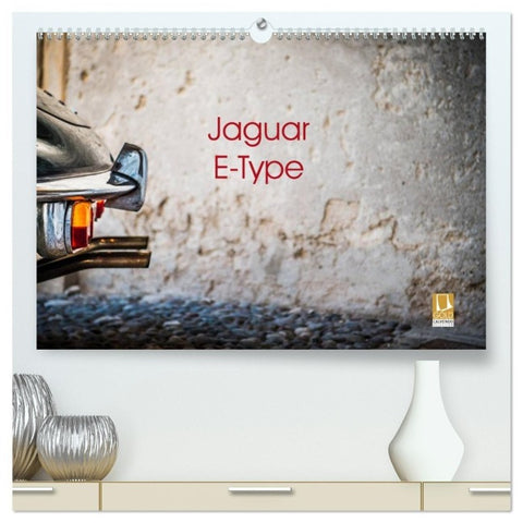 Jaguar E-Type 2027 (hochwertiger Premium Wandkalender 2027 DIN A2 quer), Kunstdruck in Hochglanz