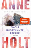 Zwölf ungezähmte Pferde