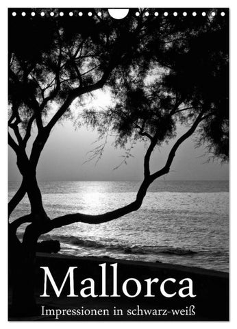 Mallorca Impressionen in schwarz-weiß (Wandkalender 2026 DIN A4 hoch), CALVENDO Monatskalender