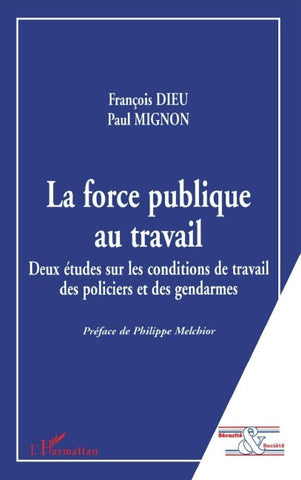 LA FORCE PUBLIQUE AU TRAVAIL
