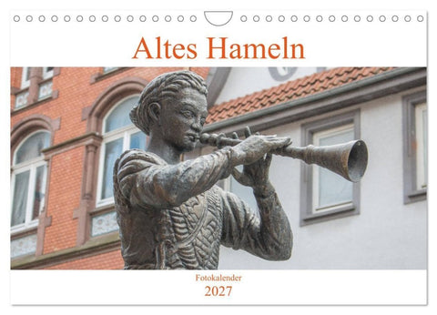 Altes Hameln (Wandkalender 2027 DIN A4 quer), CALVENDO Monatskalender