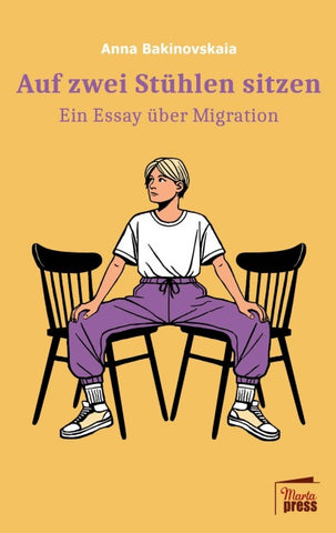 Auf zwei Stühlen sitzen