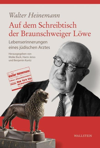 Auf dem Schreibtisch der Braunschweiger Löwe