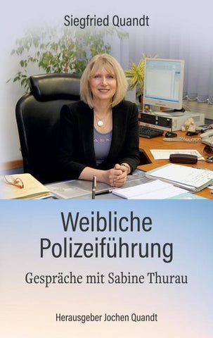 Weibliche Polizeiführung