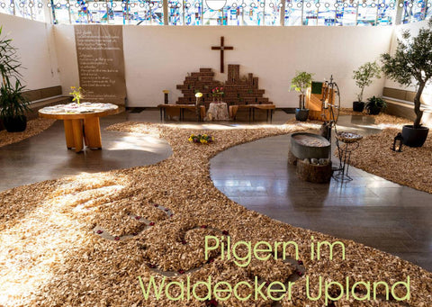 Pilgern im Waldecker Upland (Wandkalender 2022 DIN A3 quer)