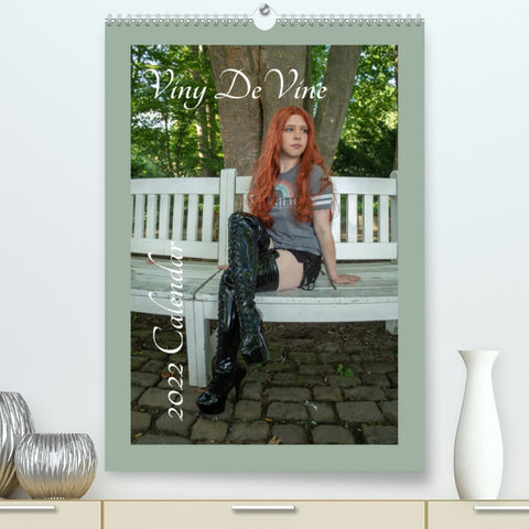 Viny Devine - 2022 Calendar (Premium, hochwertiger DIN A2 Wandkalender 2022, Kunstdruck in Hochglanz)